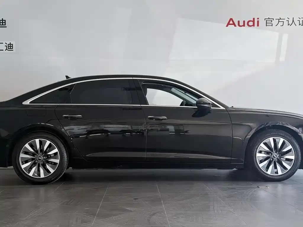 Audi A6L — фото 2