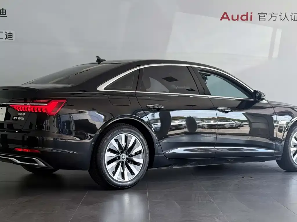 Audi A6L — фото 4