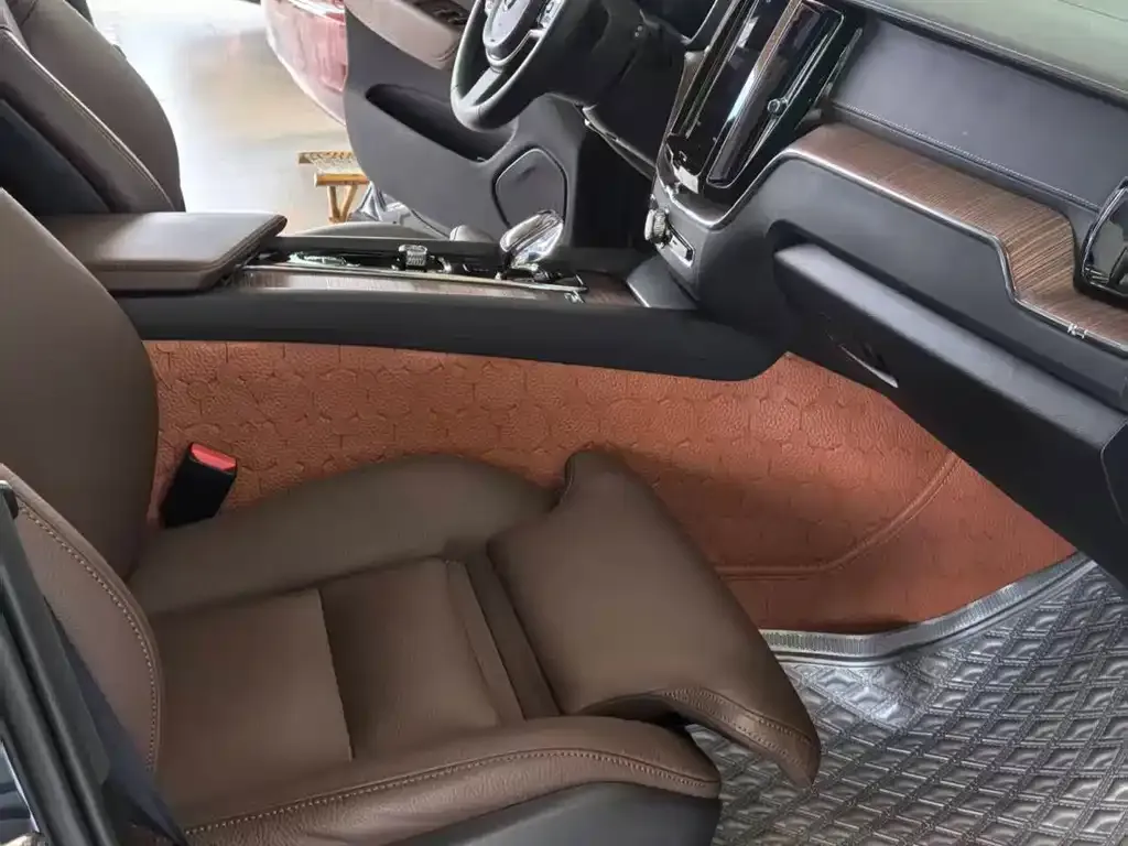 [object Object] XC60 2024 из CN, фото 10