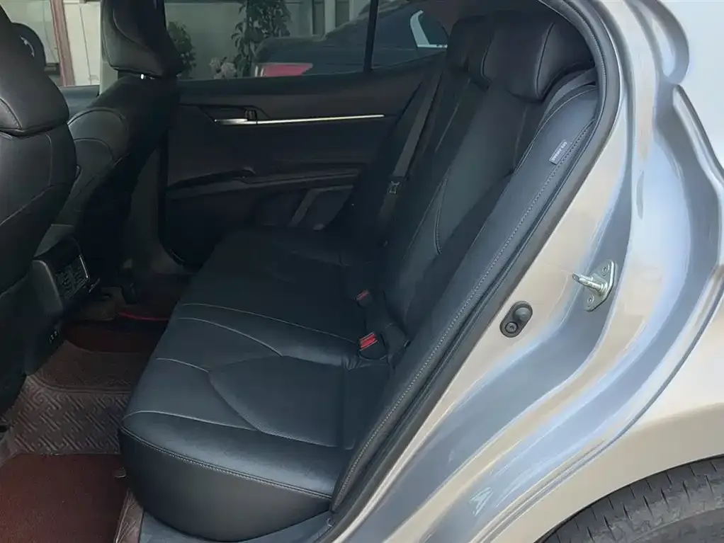 Toyota Camry 2021 из CN, фото 8