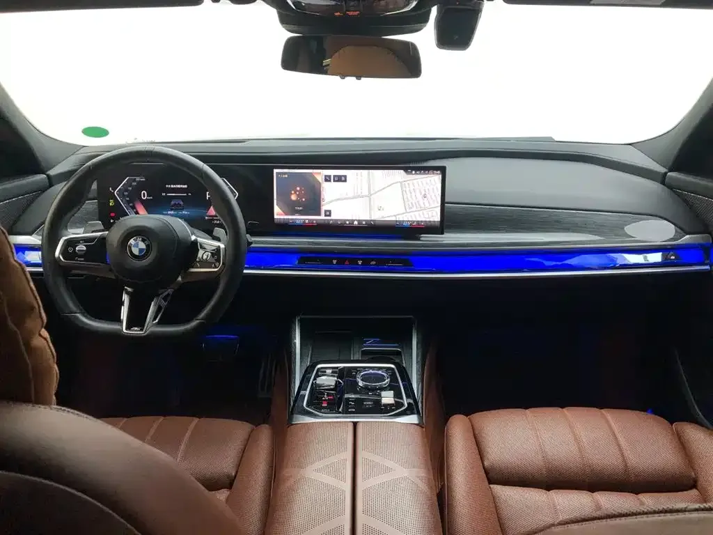 BMW 7 Series 2023 из CN, фото 7