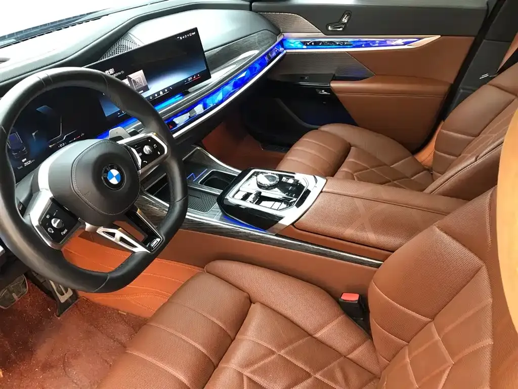 BMW 7 Series 2023 из CN, фото 8