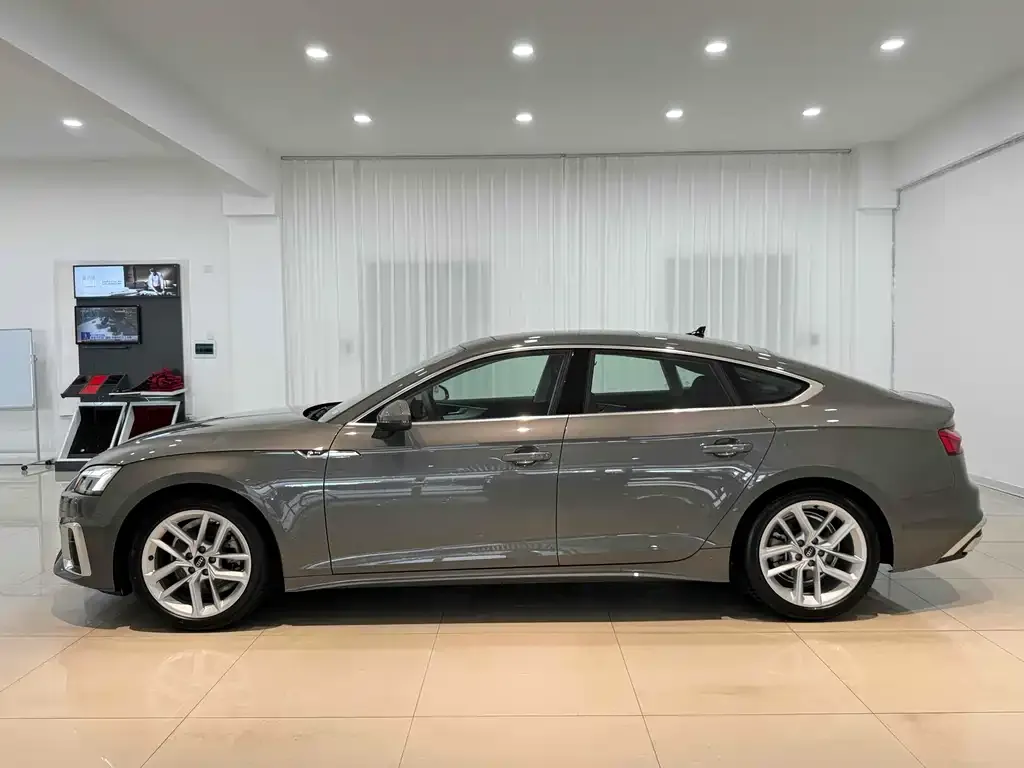Audi A5 (Import) 2024 из CN, фото 4