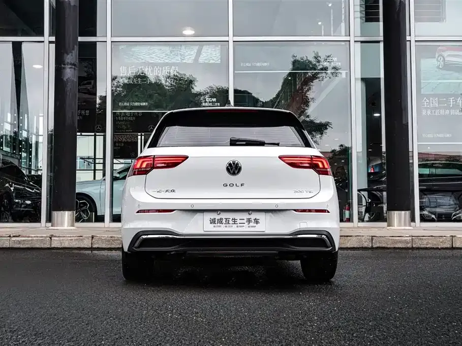 Volkswagen Golf 2025 из CN, фото 7