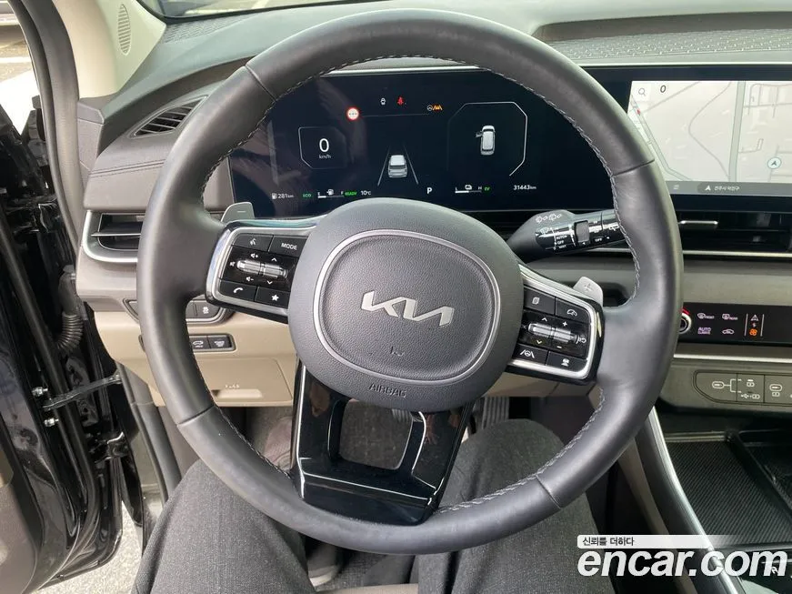 Kia Carnival — фото 8