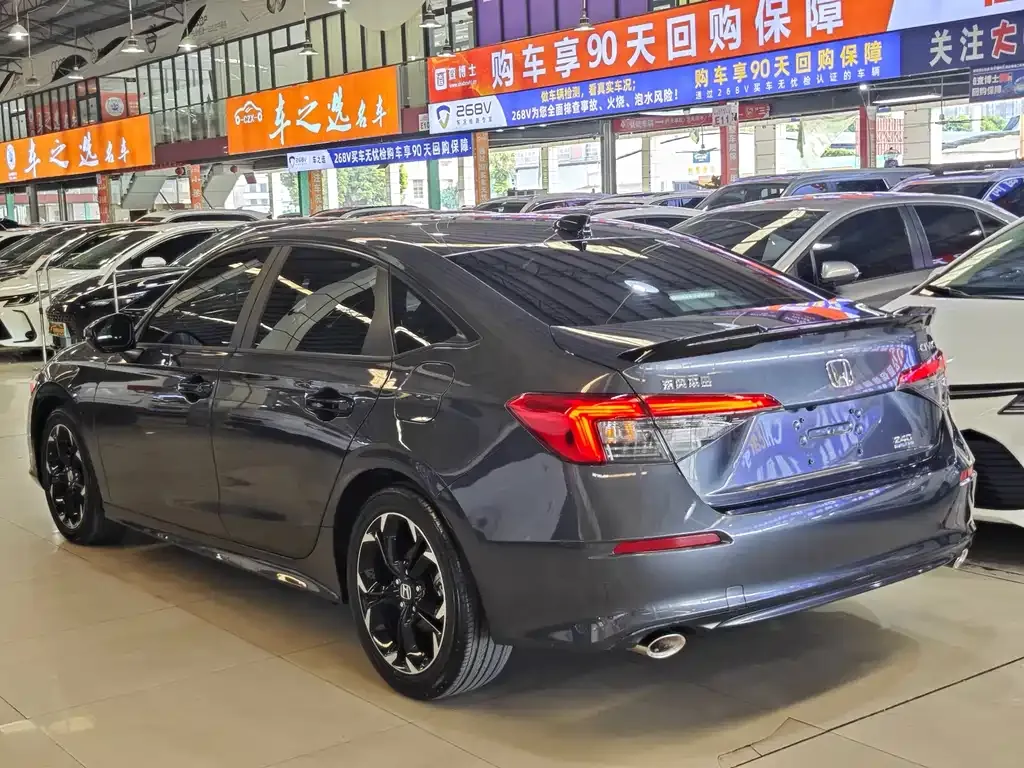 Honda Civic 2022 из CN, фото 5