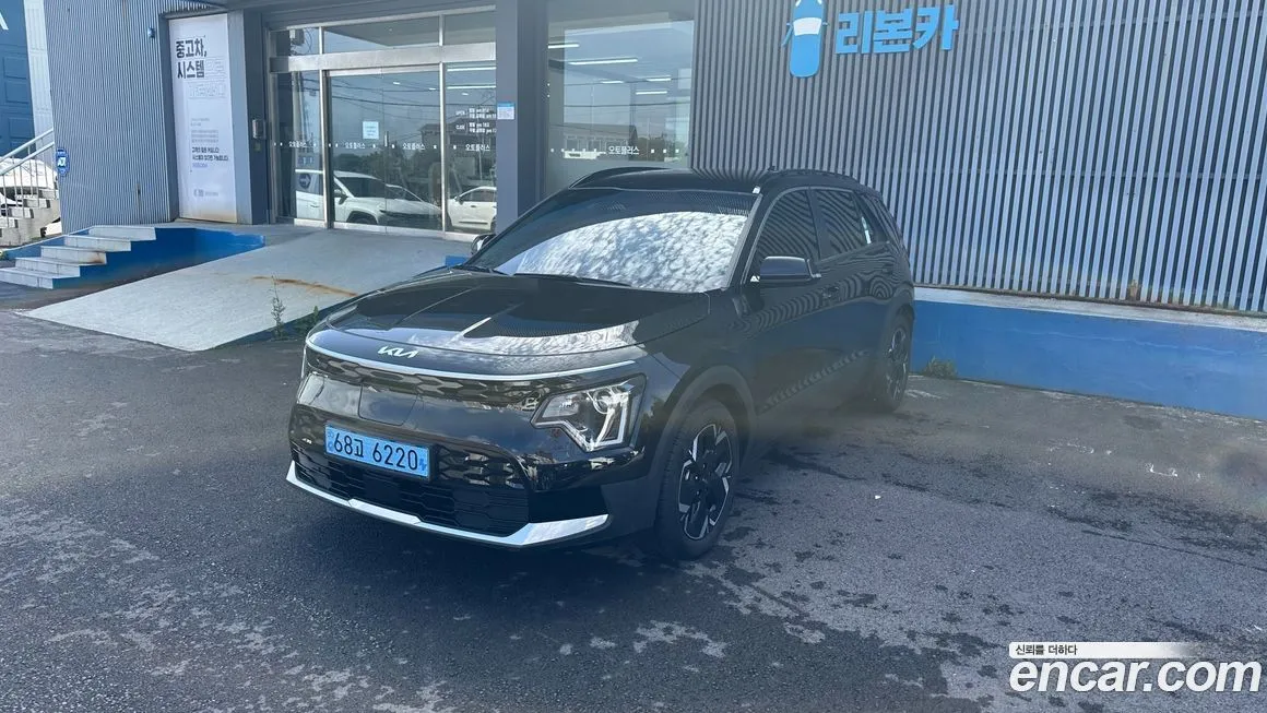 Kia Niro — фото 1
