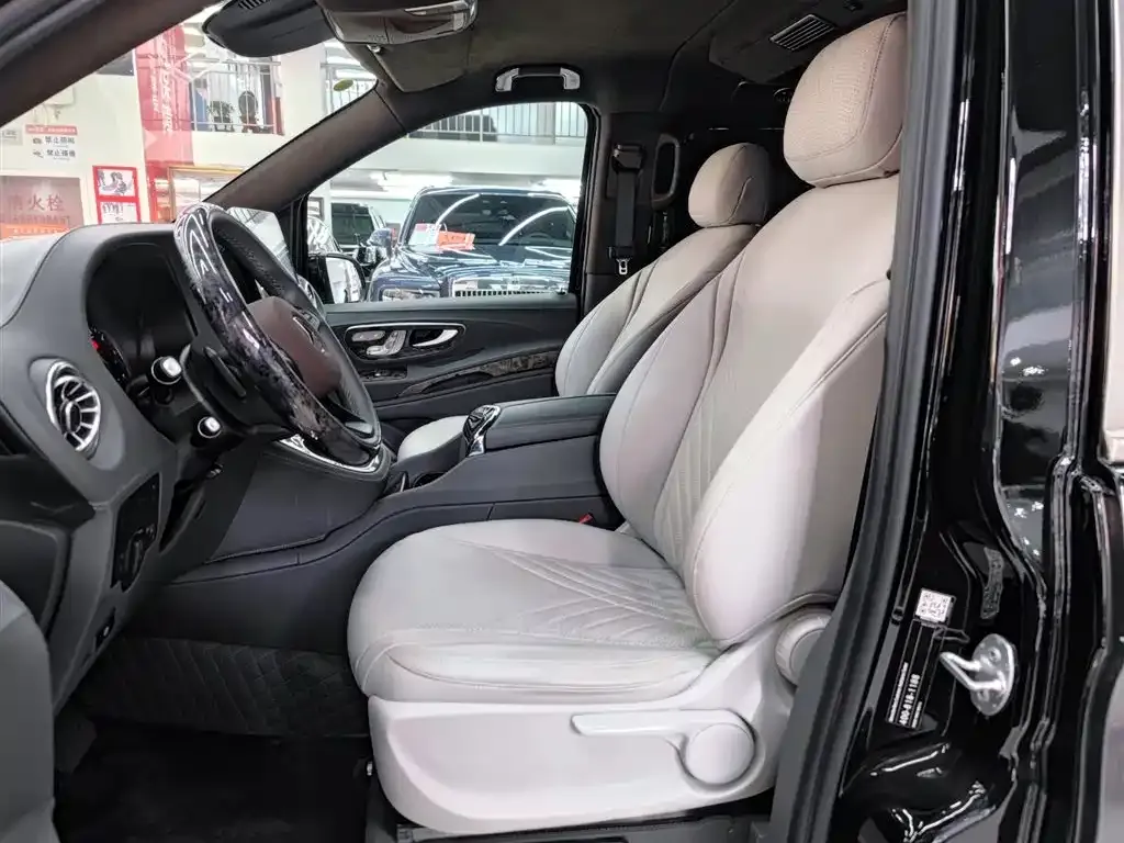 Mercedes-Benz Vito 2023 из CN, фото 6