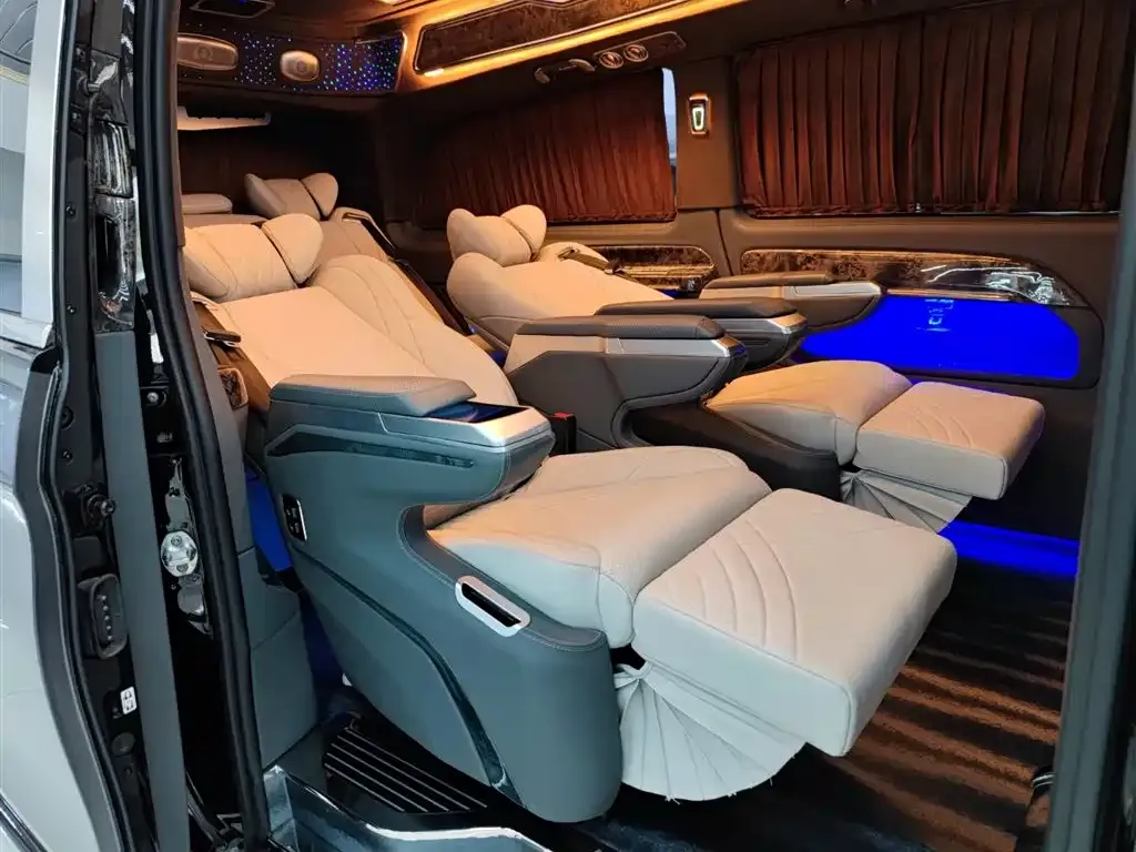 Mercedes-Benz Vito 2023 из CN, фото 9