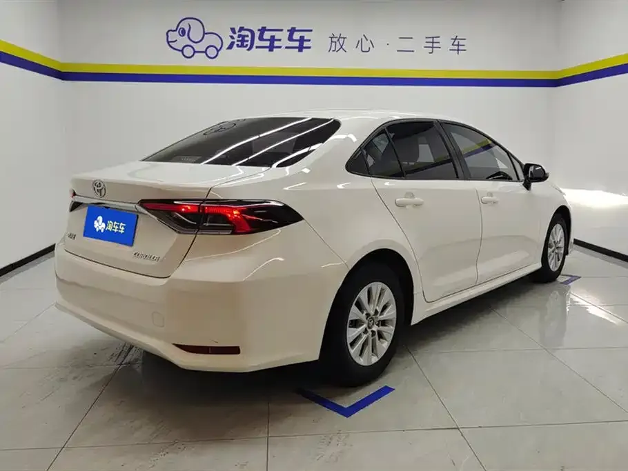 Toyota Corolla 2022 из CN, фото 3