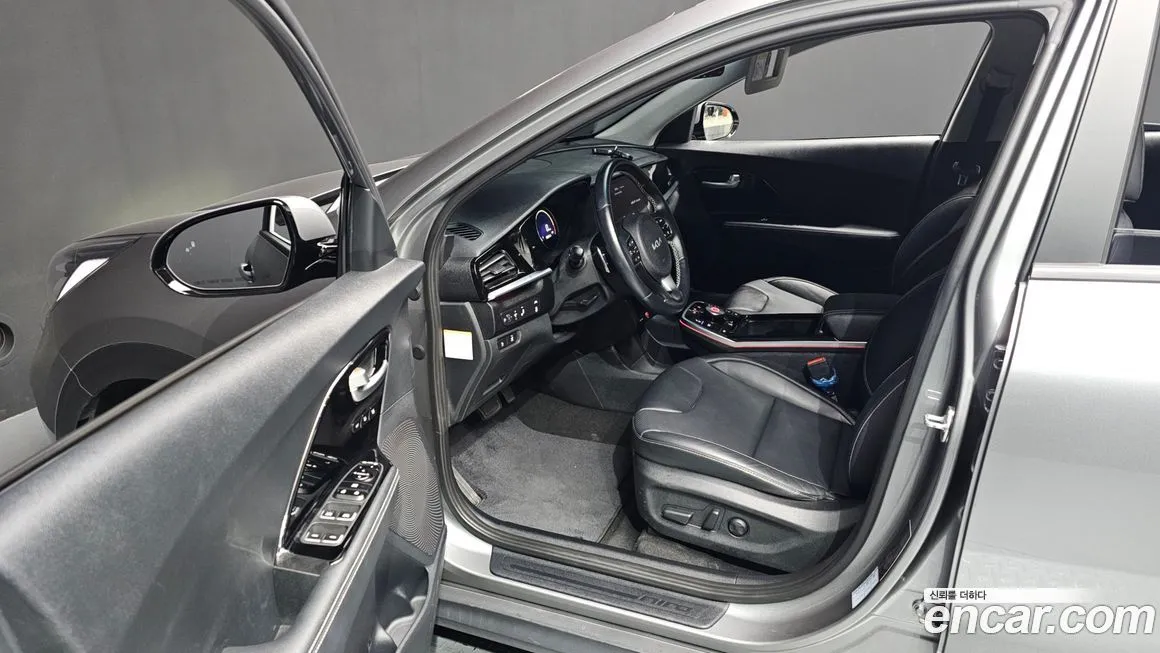 Kia Niro — фото 10