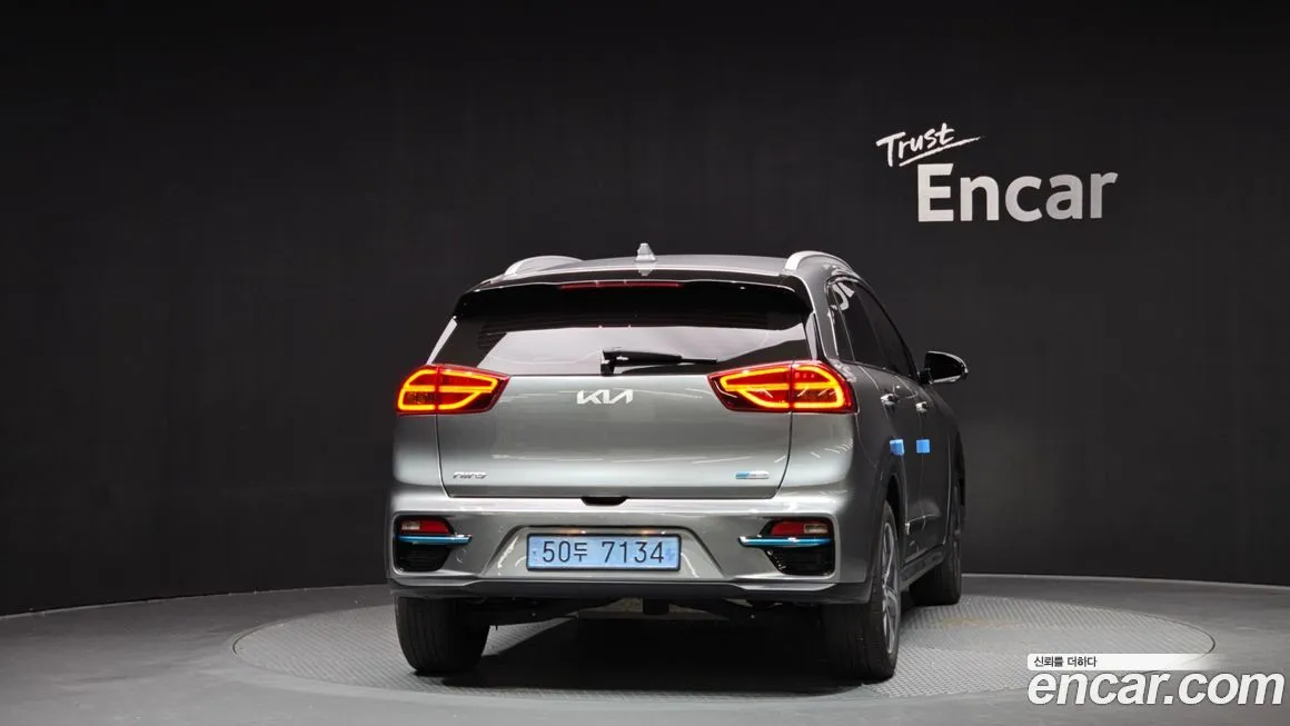 Kia Niro — фото 4