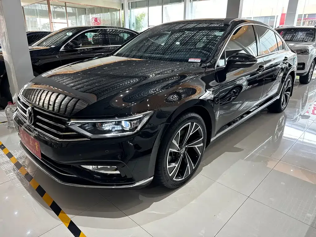 Volkswagen Magotan 2022 из CN, фото 1