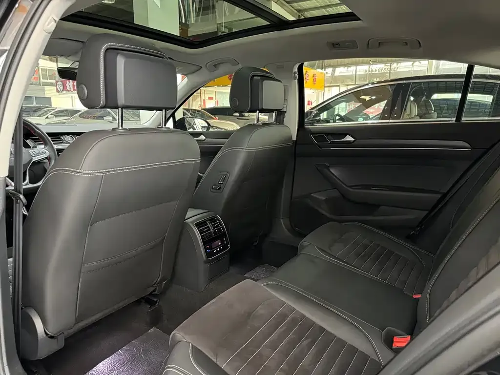 Volkswagen Magotan 2022 из CN, фото 5