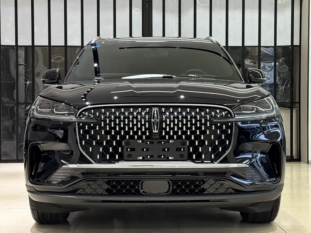 Lincoln Aviator 2025 из CN, фото 2