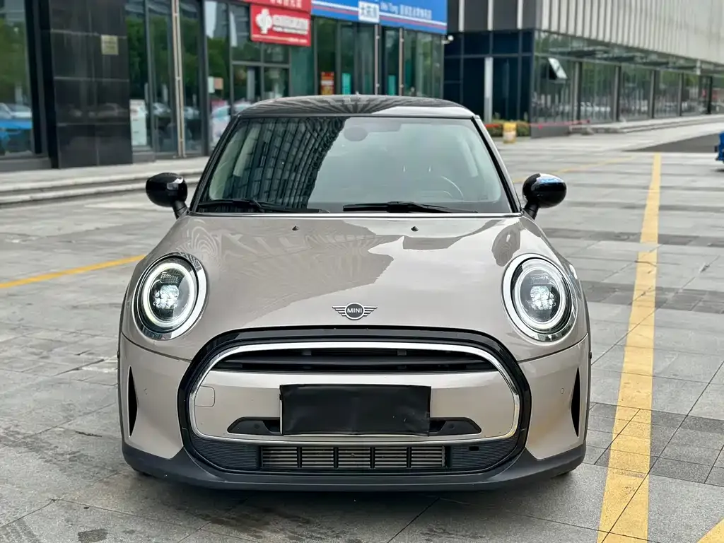 MINI Cooper (3-door) 2023 из CN, фото 3