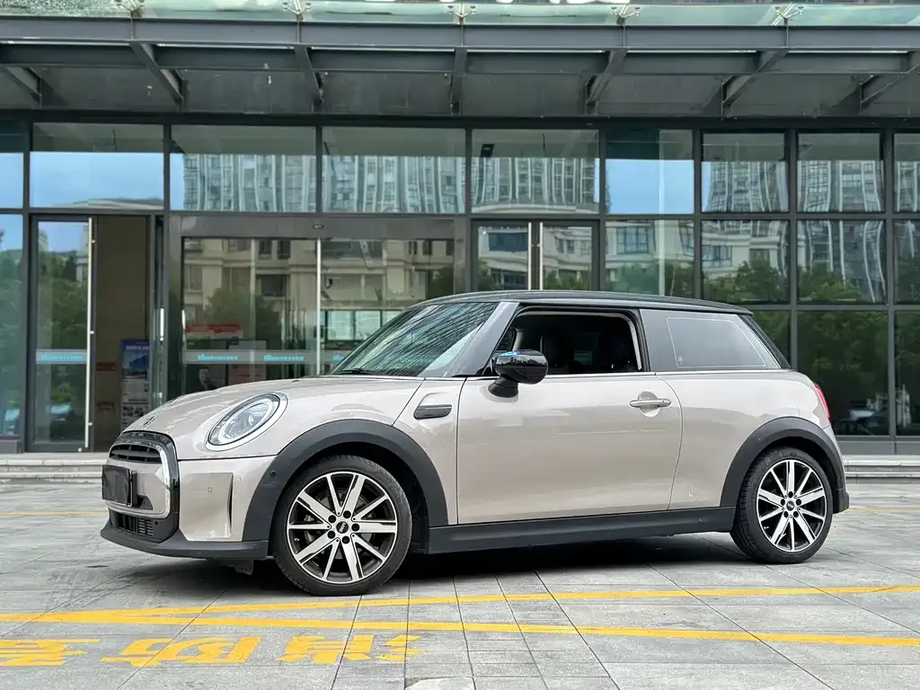 MINI Cooper (3-door) 2023 из CN, фото 5