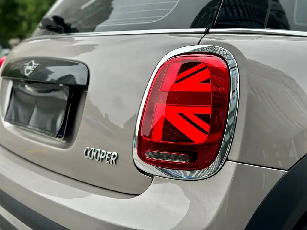 MINI Cooper (3-door) 2023 из CN, фото 9