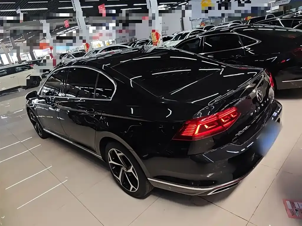 Volkswagen Magotan 2022 из CN, фото 7