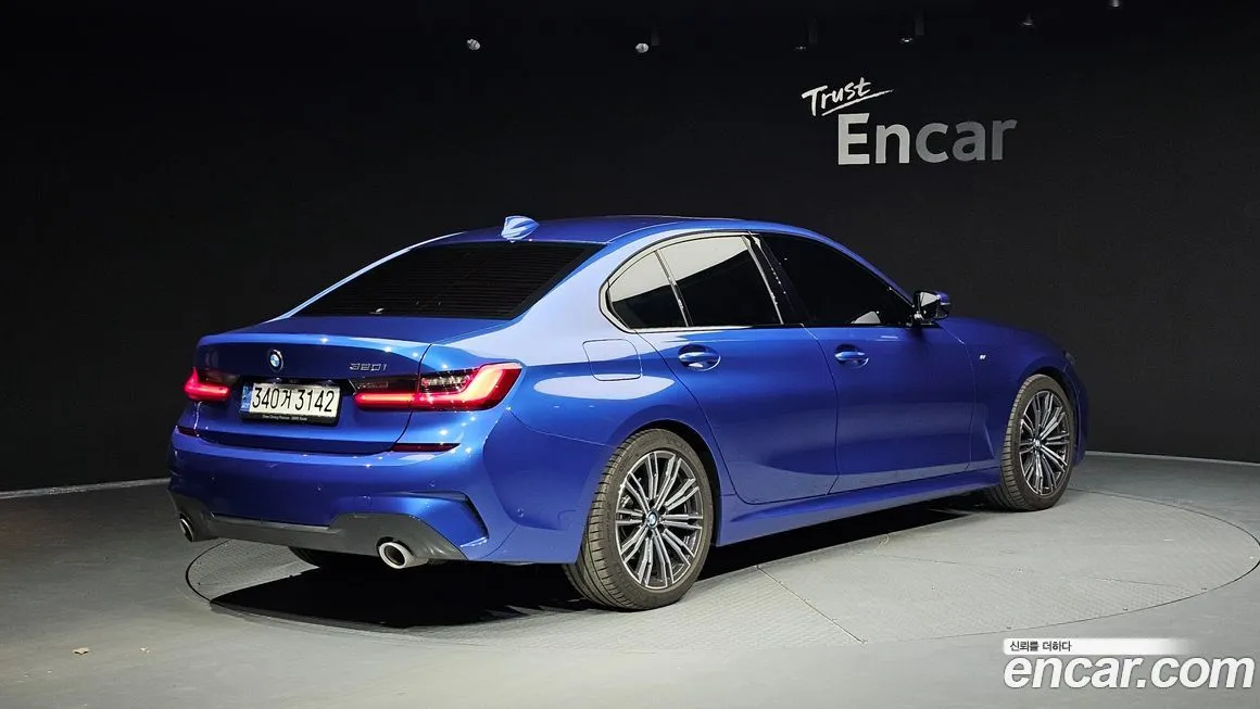 BMW 3-Series 2021 из KR, фото 2