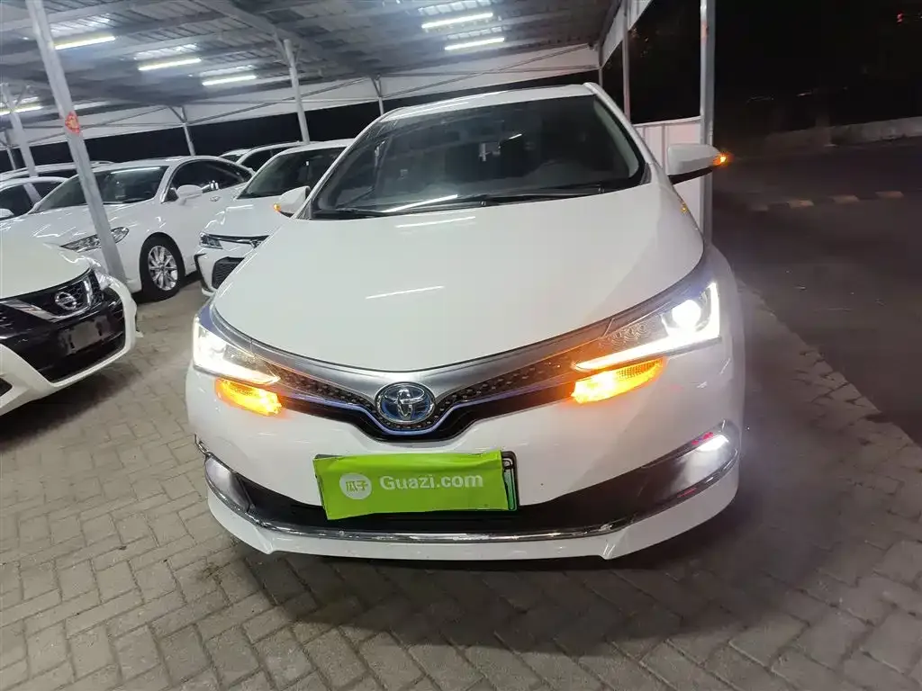 Toyota Corolla Hybrid 2022 из CN, фото 3