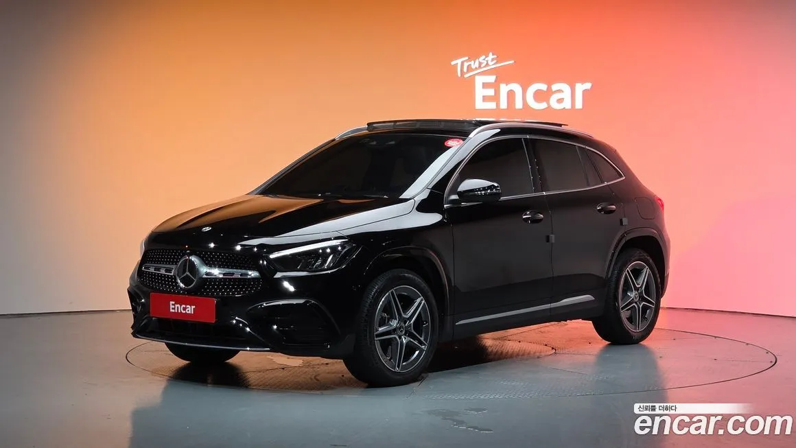 Mercedes-Benz GLA-Class — фото 1