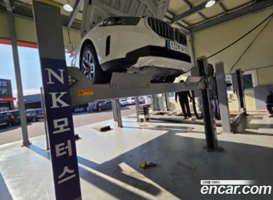 BMW 5-Series 2025 из KR, фото 1