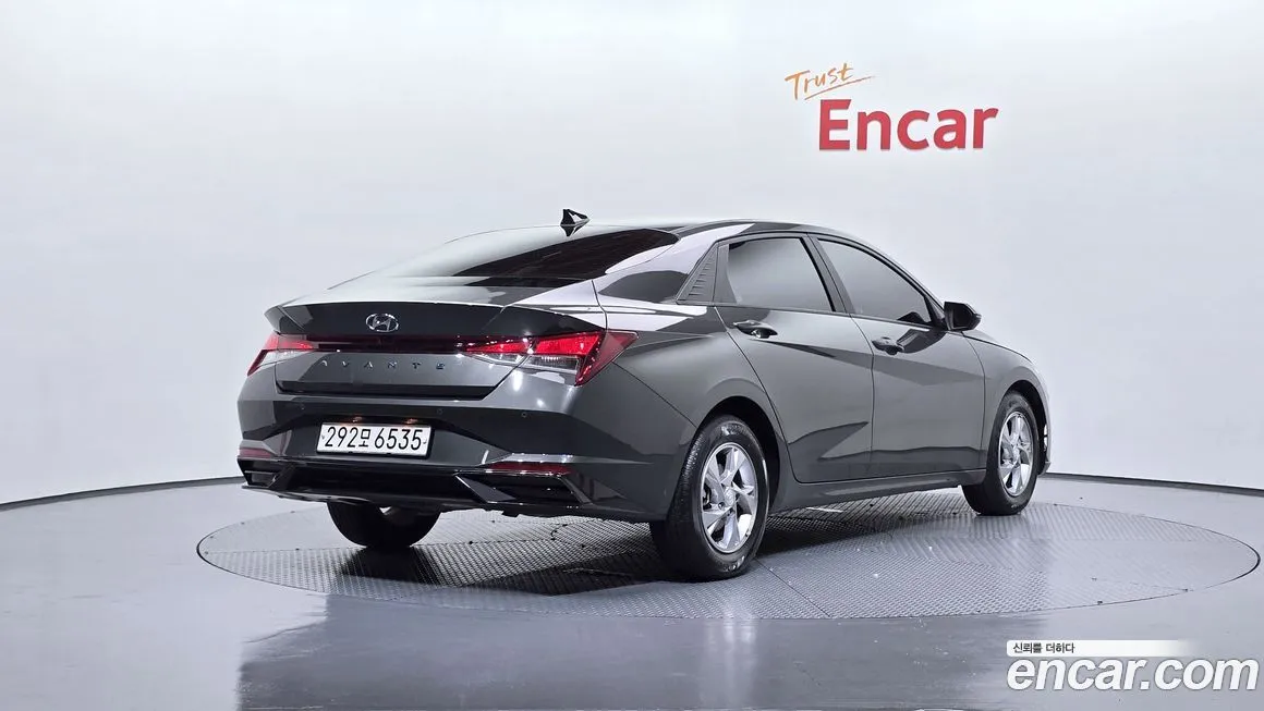 Hyundai AVANTE — фото 2