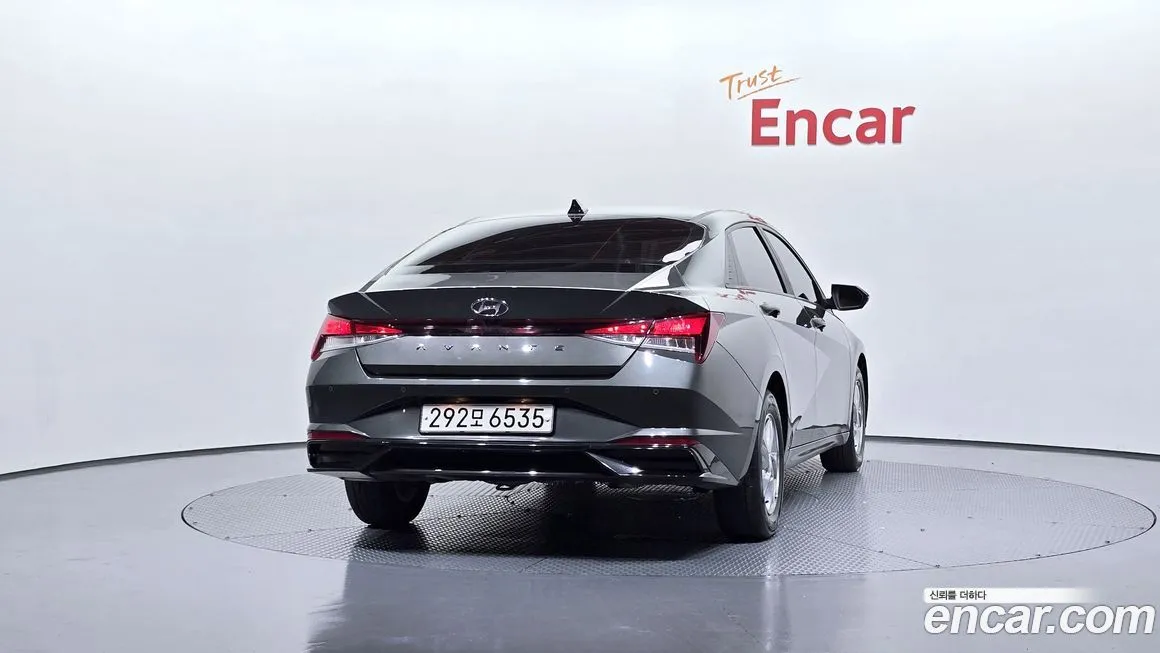 Hyundai AVANTE — фото 4
