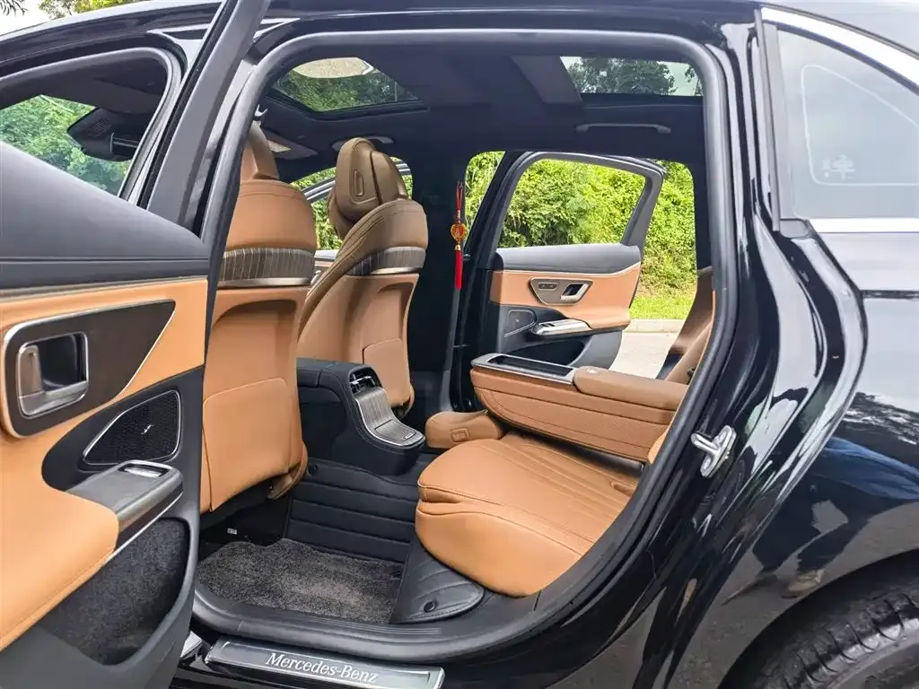 Mercedes-Benz E-Class 2024 из CN, фото 10