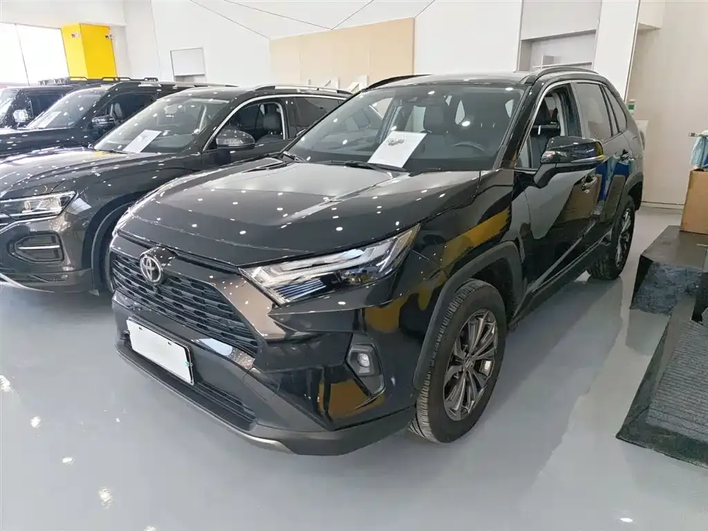 Toyota RAV4 2024 из CN, фото 2