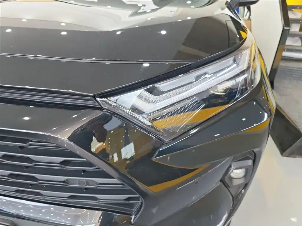 Toyota RAV4 2024 из CN, фото 7