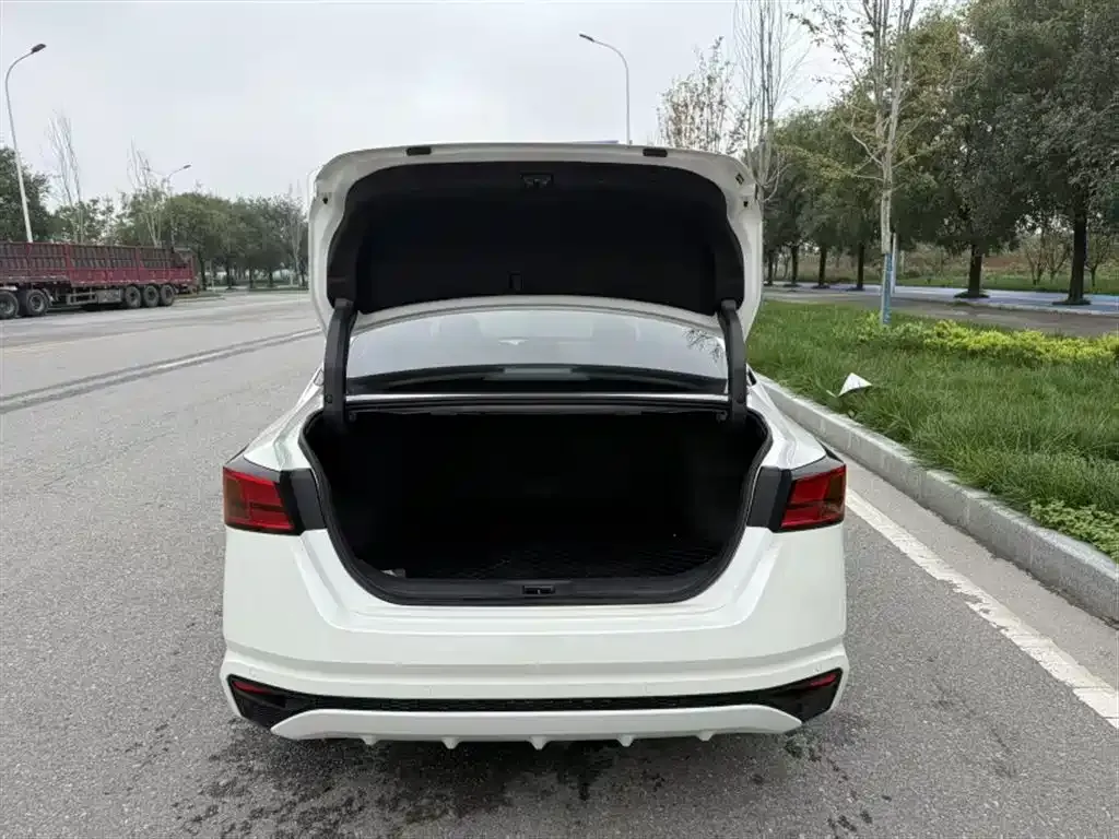 Nissan Teana 2022 из CN, фото 2