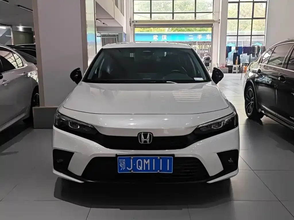 Honda Civic 2024 из CN, фото 2