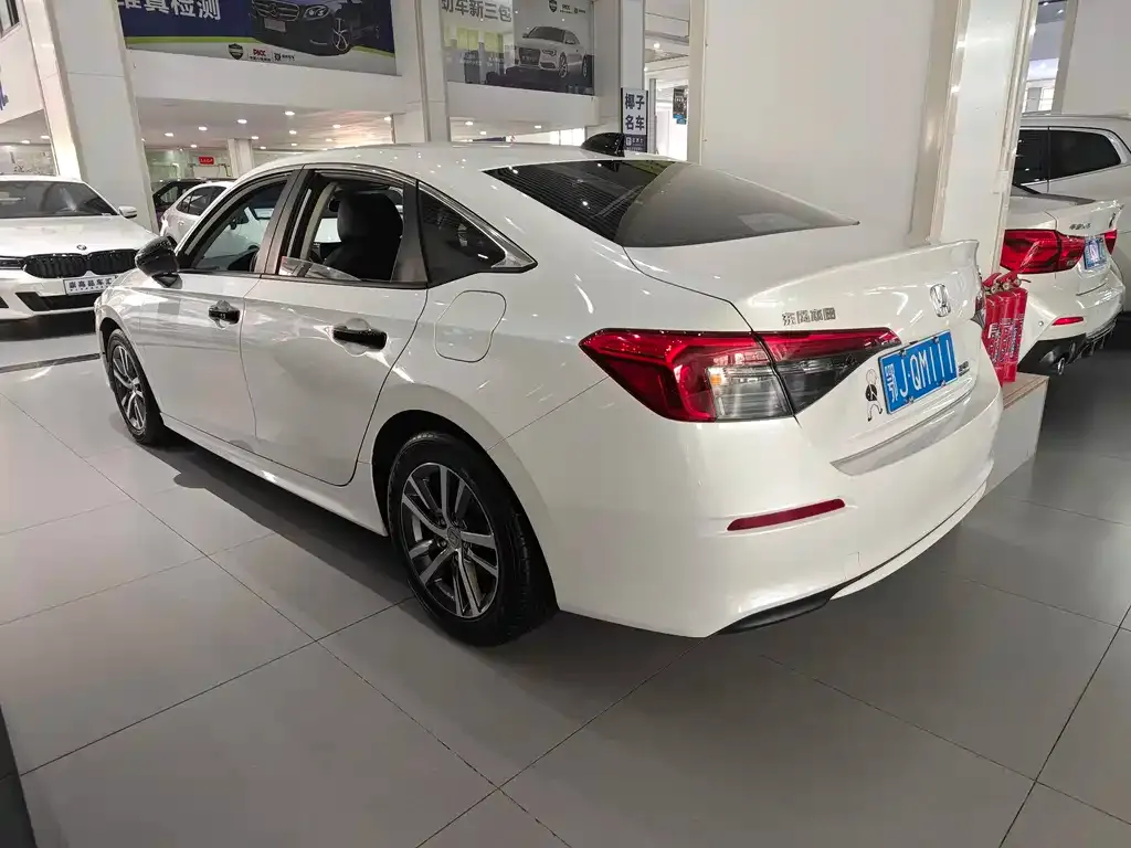 Honda Civic 2024 из CN, фото 4