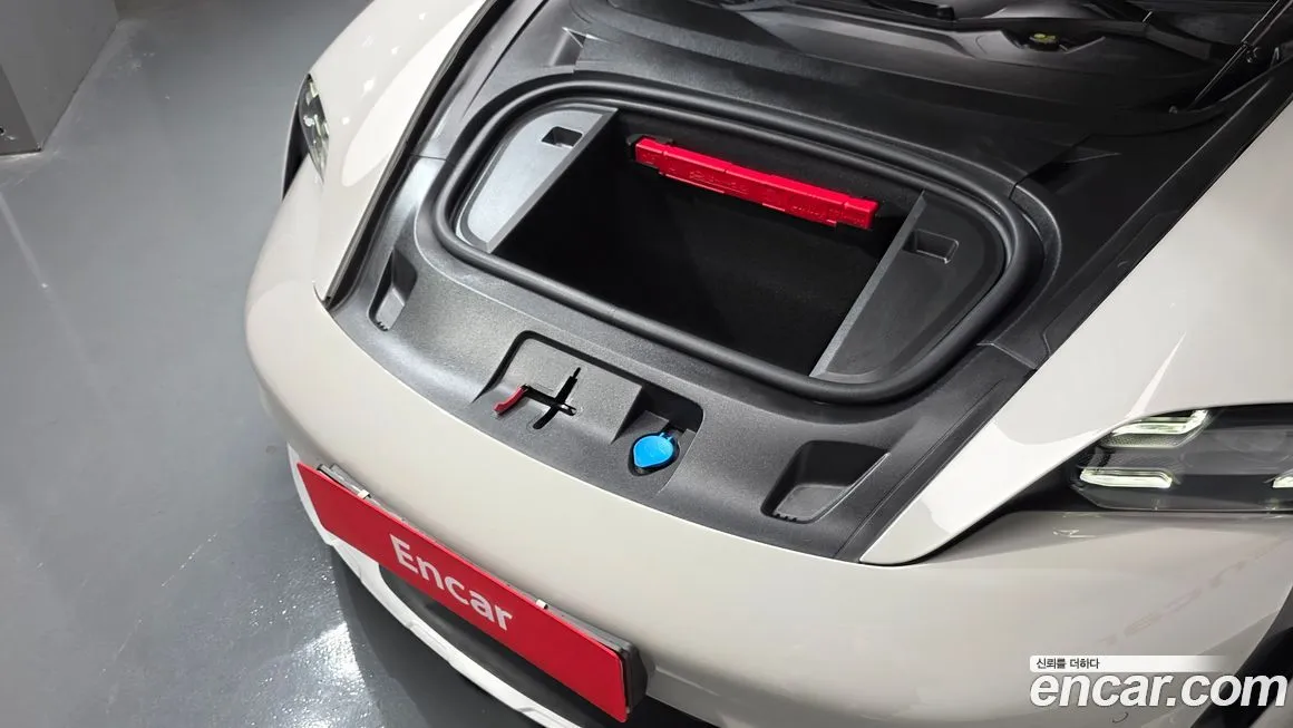 Porsche Taycan 2022 из KR, фото 6