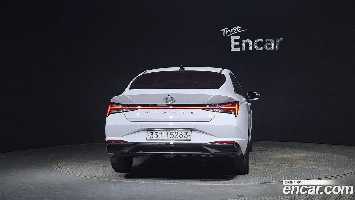 Hyundai AVANTE — фото 4