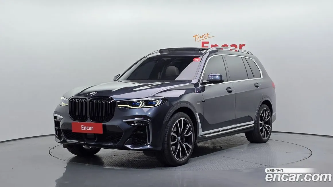 BMW X7 — фото 1