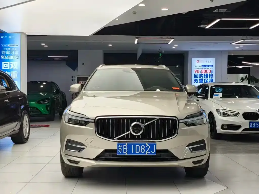 Volvo XC60 2021 из CN, фото 2