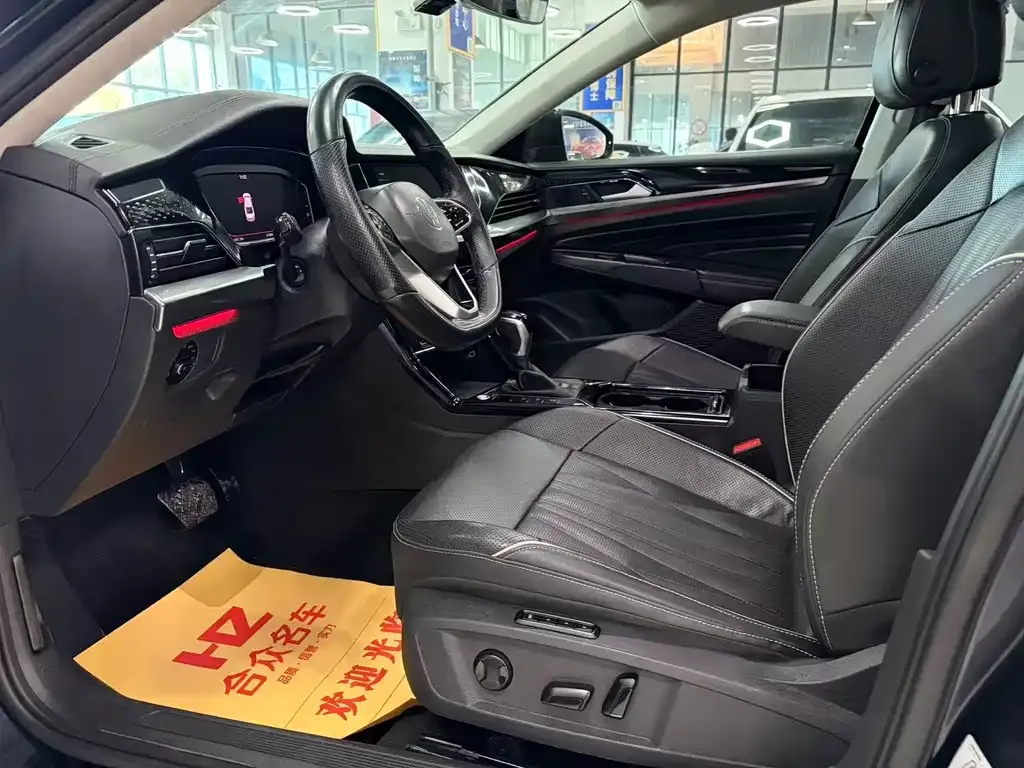 Volkswagen Passat 2022 из CN, фото 4