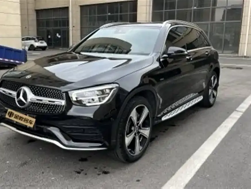 Mercedes-Benz GLC — фото 1