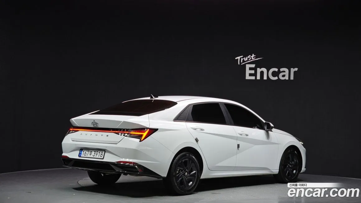 Hyundai AVANTE — фото 2