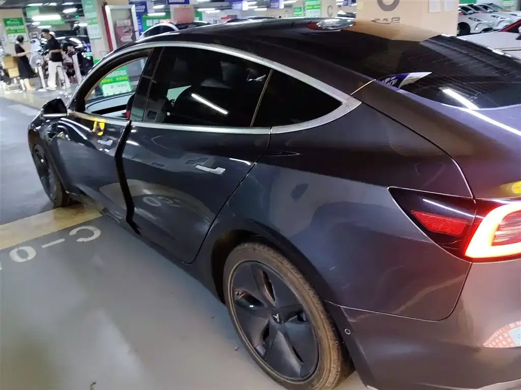 Tesla Model 3 2021 из CN, фото 5
