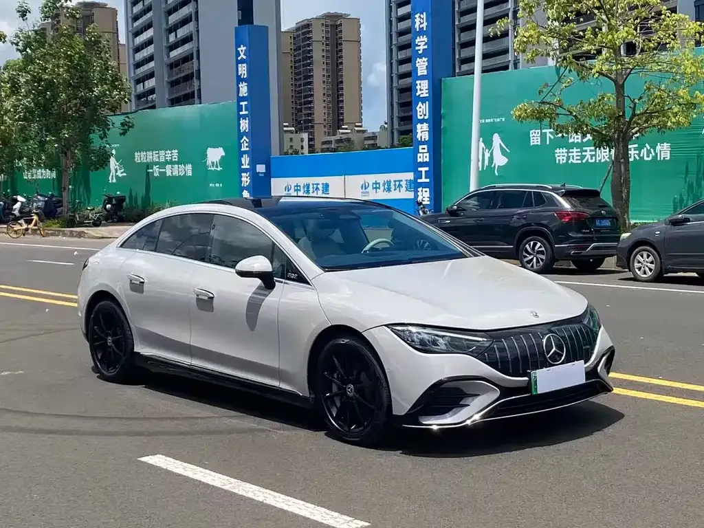 Mercedes-Benz EQE 2023 из CN, фото 3