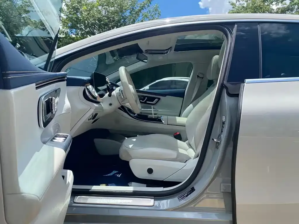 Mercedes-Benz EQE 2023 из CN, фото 4
