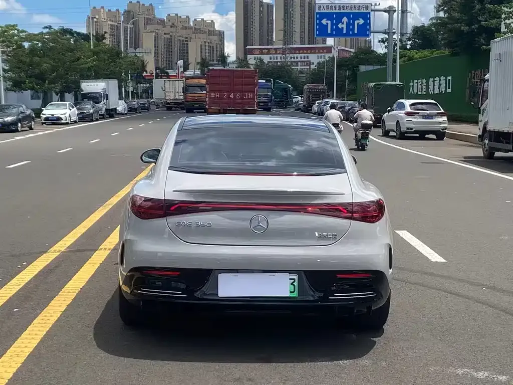 Mercedes-Benz EQE 2023 из CN, фото 8