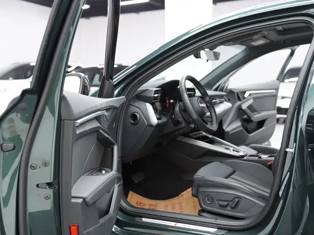 Audi A3 2021 из CN, фото 10