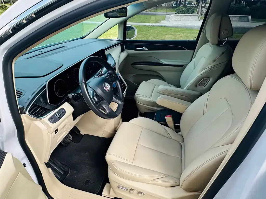 Buick GL8 2022 из CN, фото 7