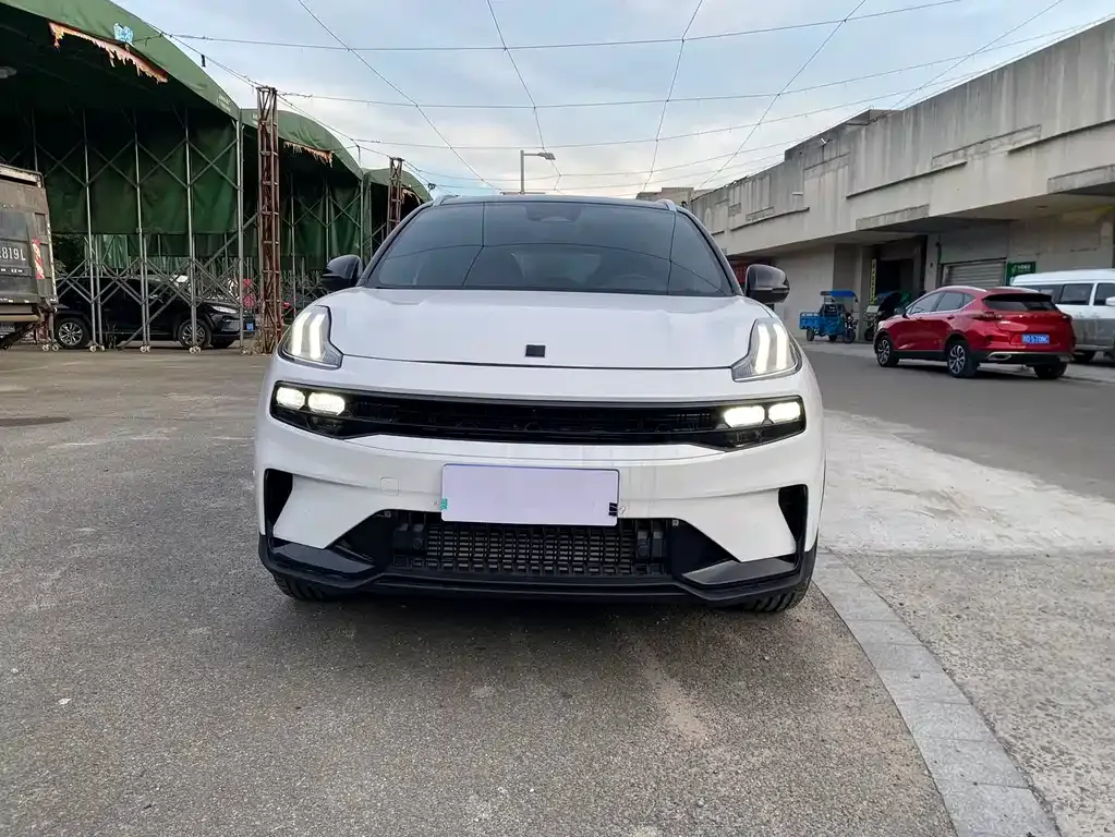 Lynk & Co 06 2024 из CN, фото 2