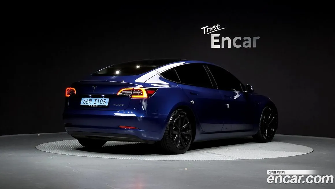 Tesla Model 3 — фото 2